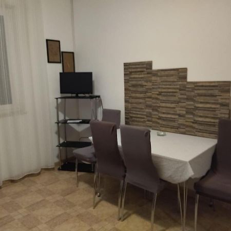 Apartments Maja I Mate Sućuraj Zewnętrze zdjęcie
