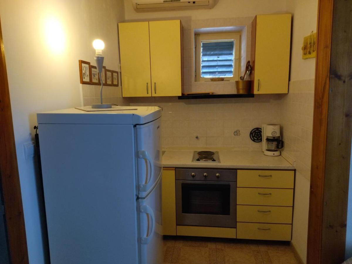 Apartments Maja I Mate Sućuraj Zewnętrze zdjęcie