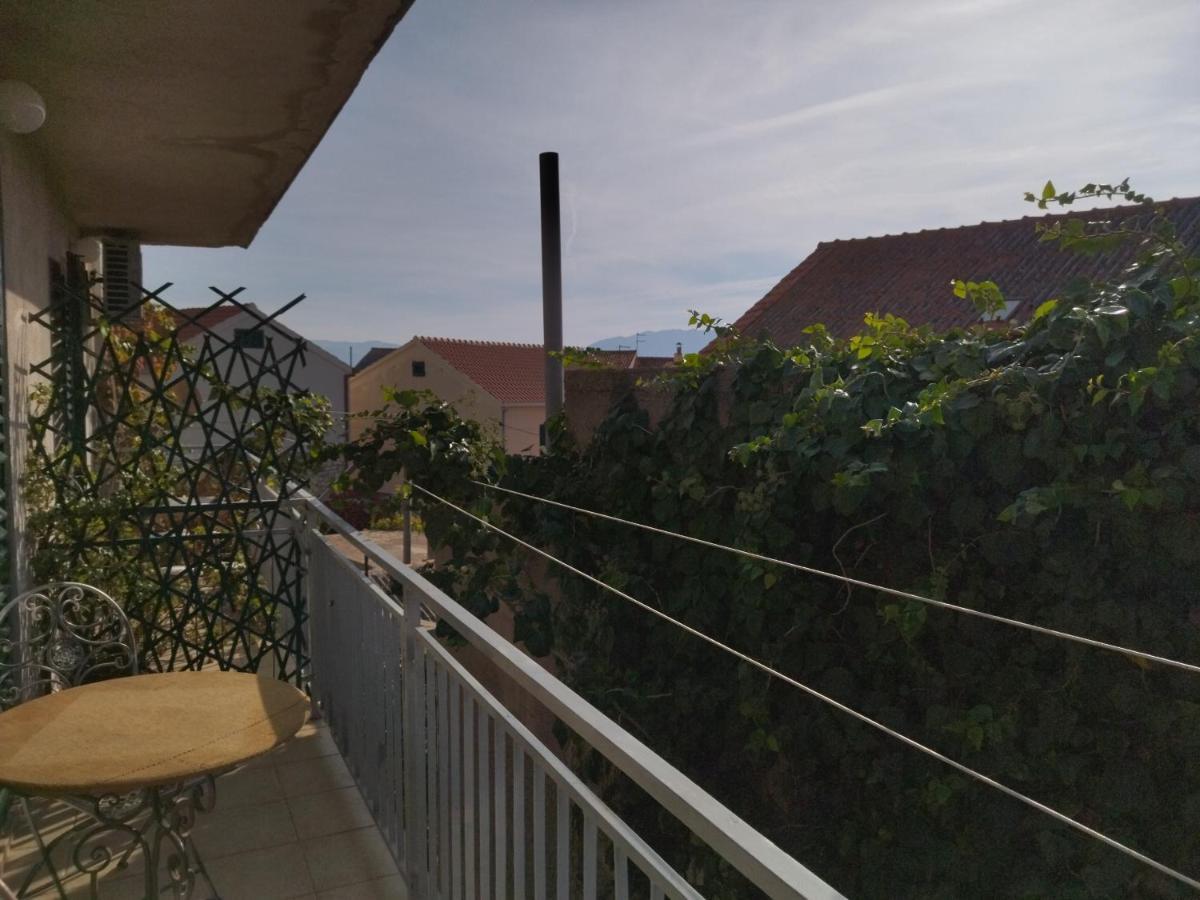 Apartments Maja I Mate Sućuraj Zewnętrze zdjęcie