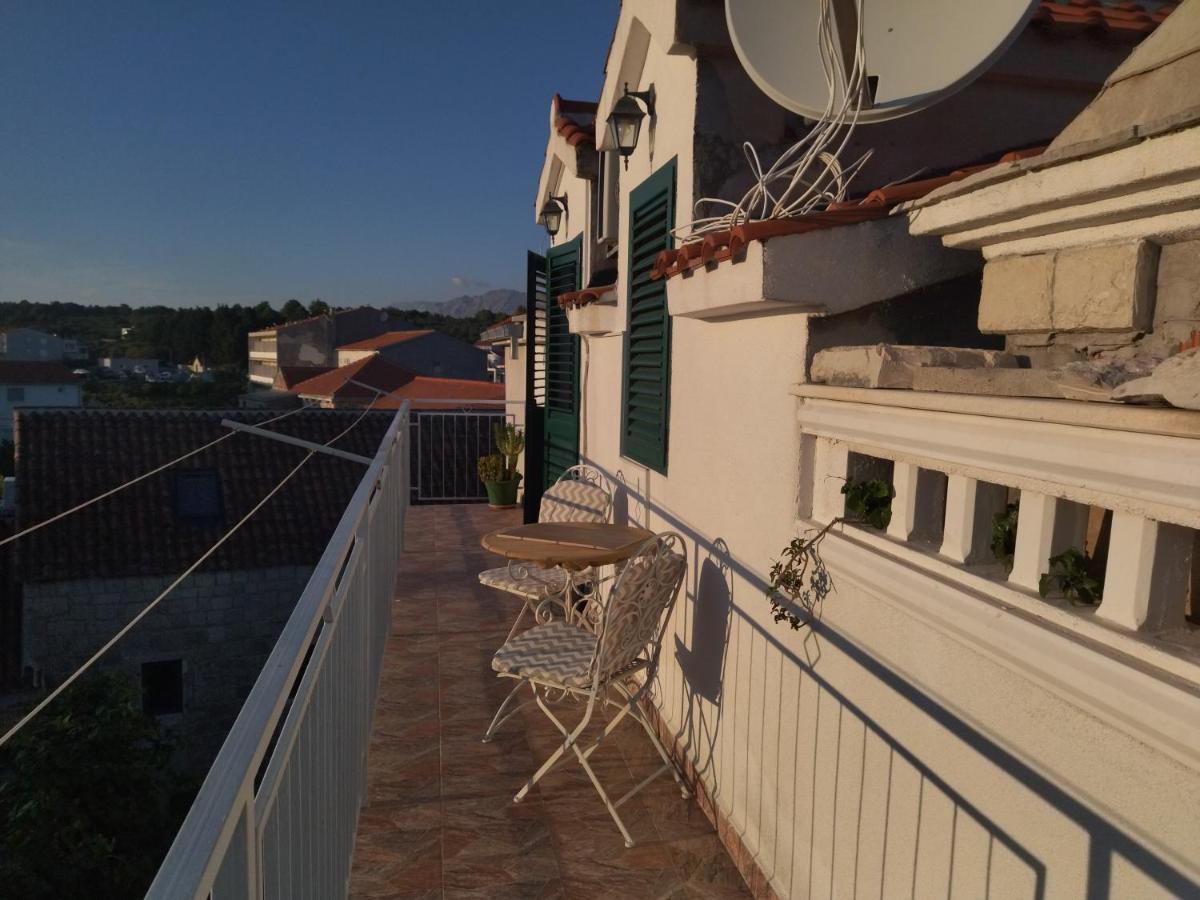 Apartments Maja I Mate Sućuraj Zewnętrze zdjęcie