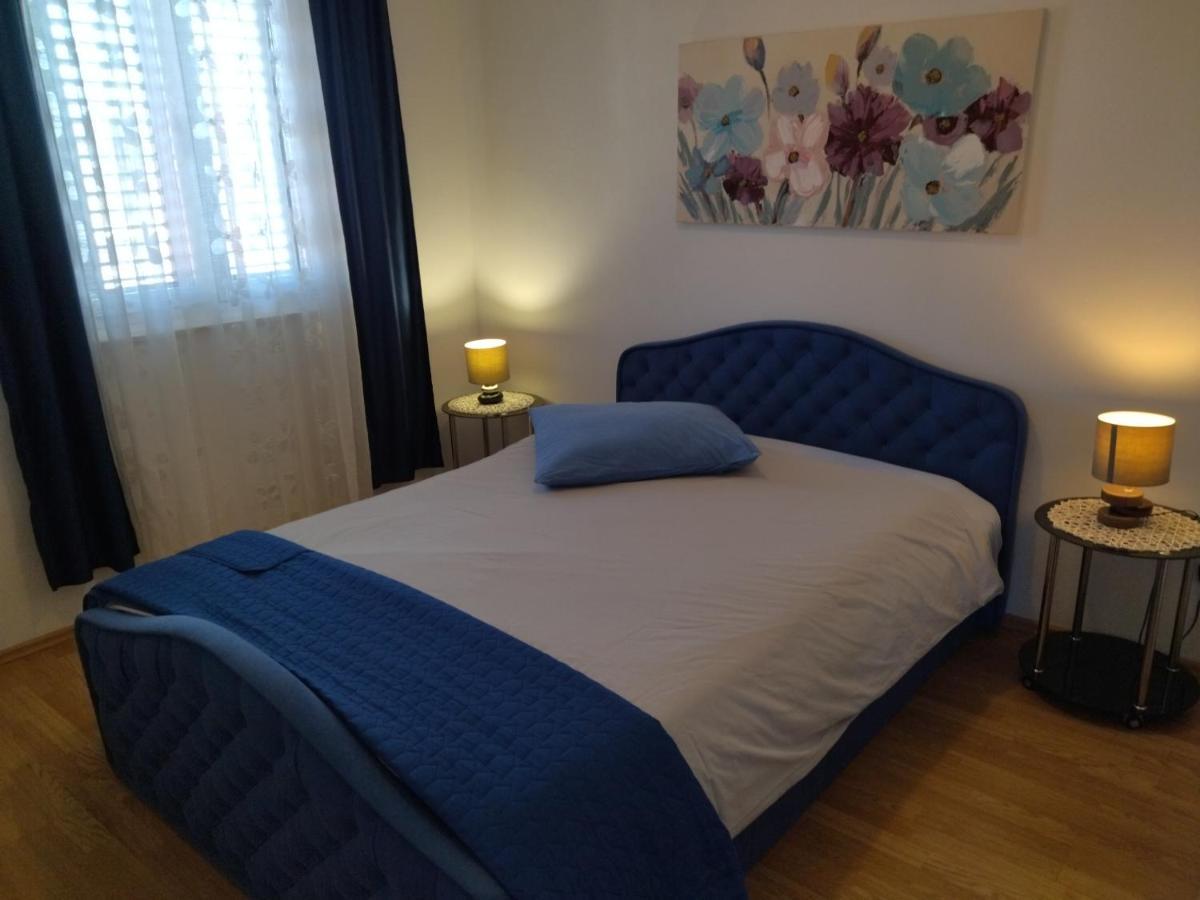 Apartments Maja I Mate Sućuraj Zewnętrze zdjęcie