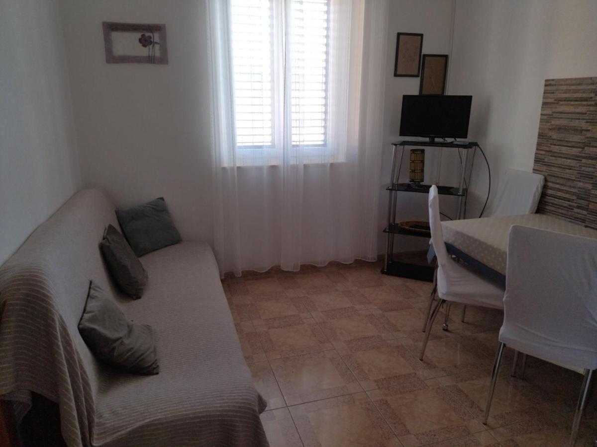 Apartments Maja I Mate Sućuraj Zewnętrze zdjęcie