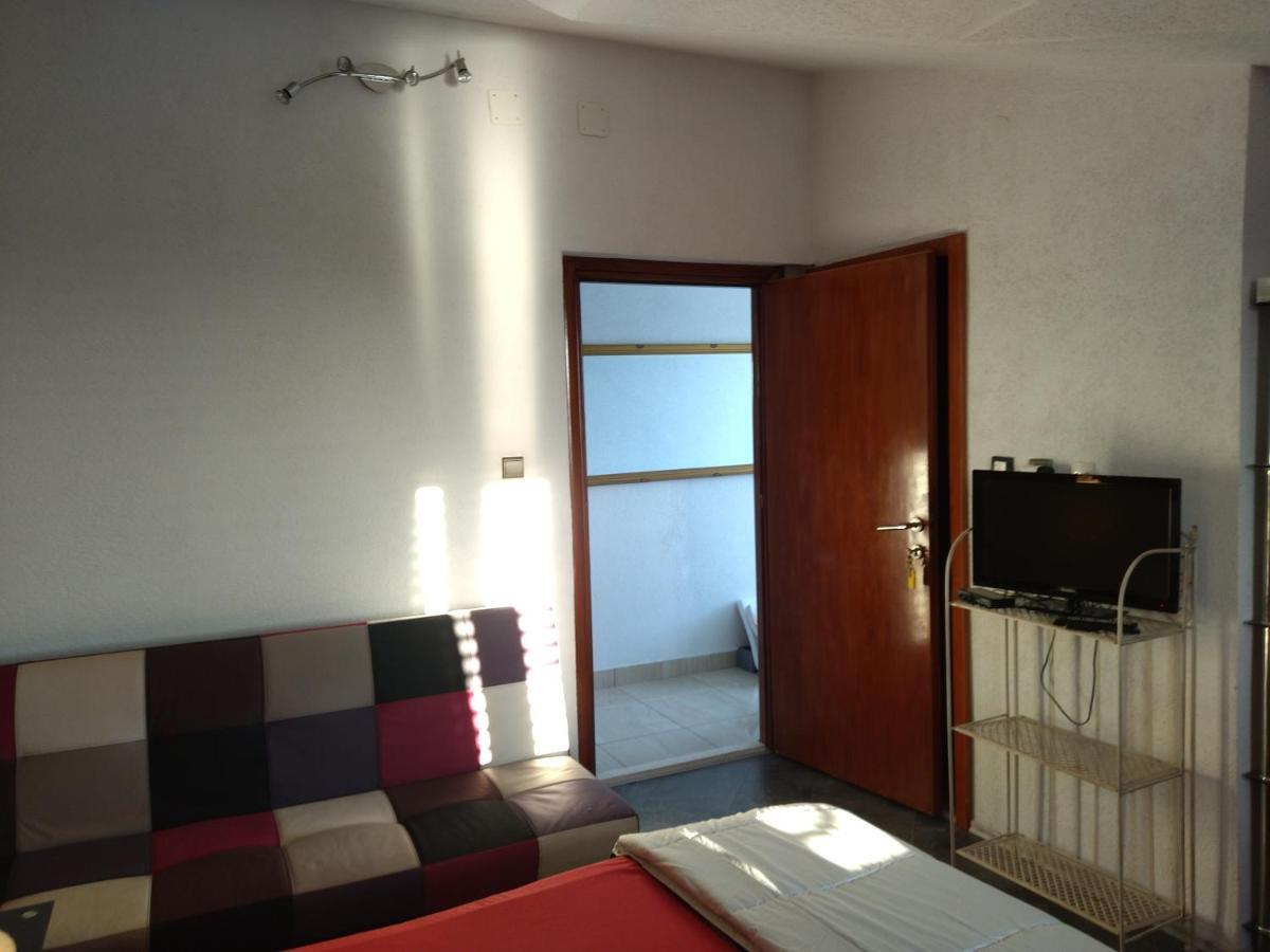 Apartments Maja I Mate Sućuraj Zewnętrze zdjęcie